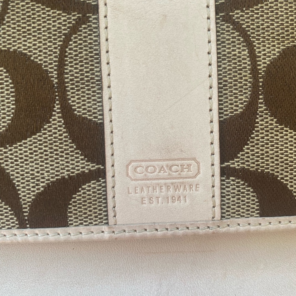 Coach Monogram wallet - Picture 7 of 10